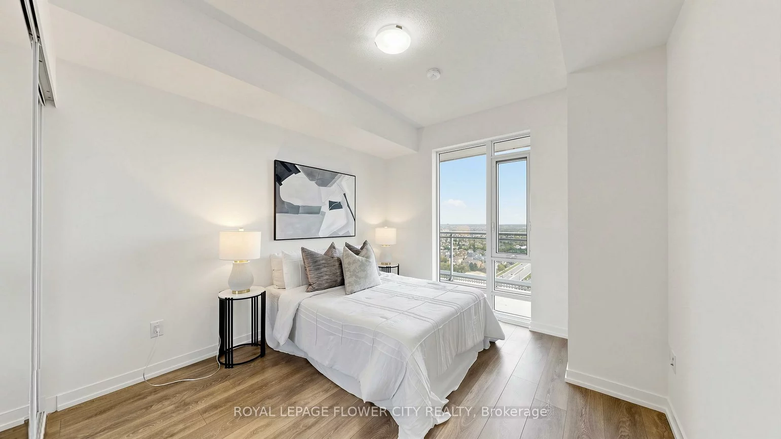 2520, Eglinton, Central Erin Mills, Mississauga