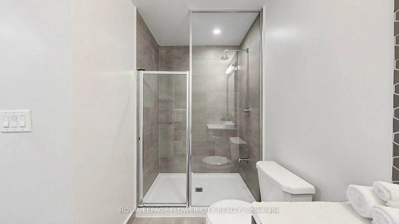 2520, Eglinton, Central Erin Mills, Mississauga