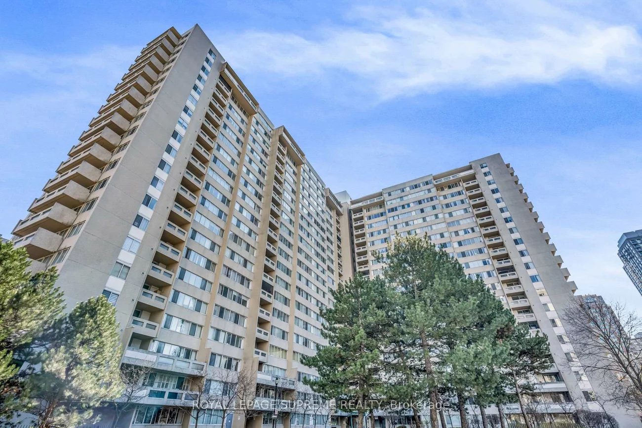 3590, Kaneff, Mississauga Valleys, Mississauga