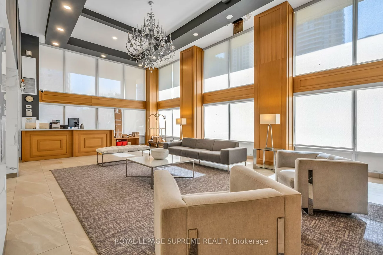3590, Kaneff, Mississauga Valleys, Mississauga