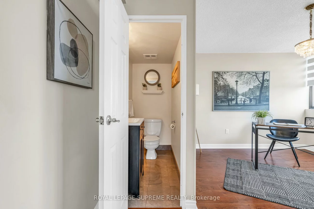 3590, Kaneff, Mississauga Valleys, Mississauga