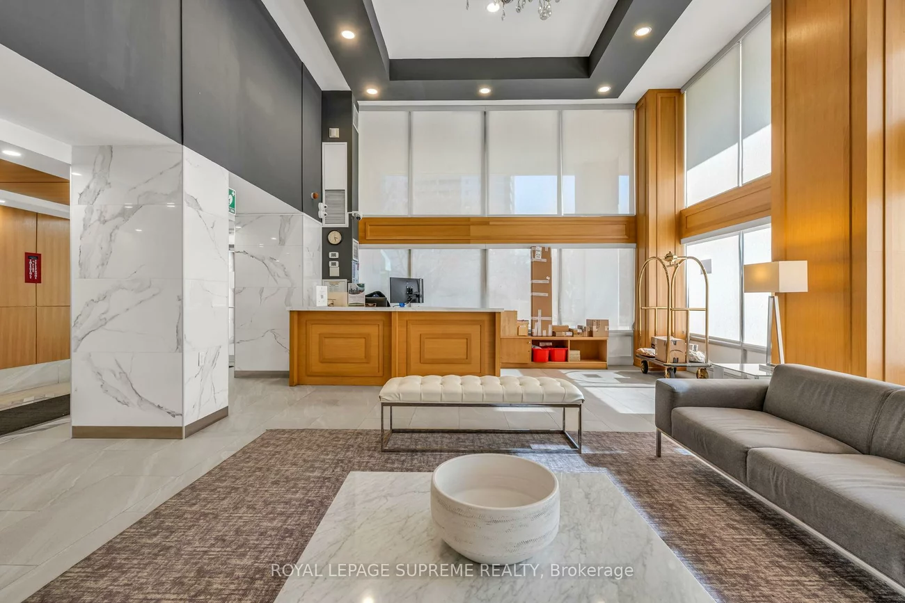 3590, Kaneff, Mississauga Valleys, Mississauga