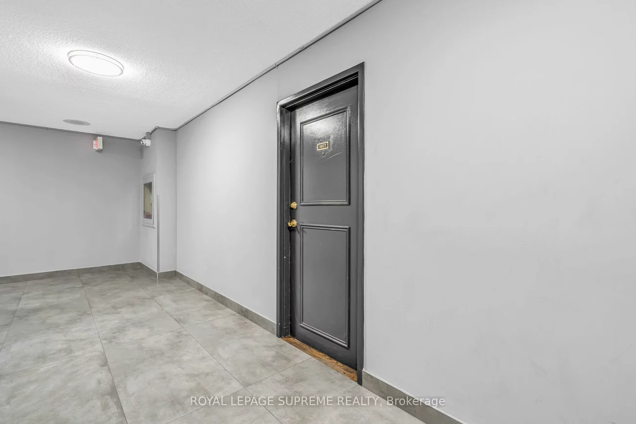 3590, Kaneff, Mississauga Valleys, Mississauga