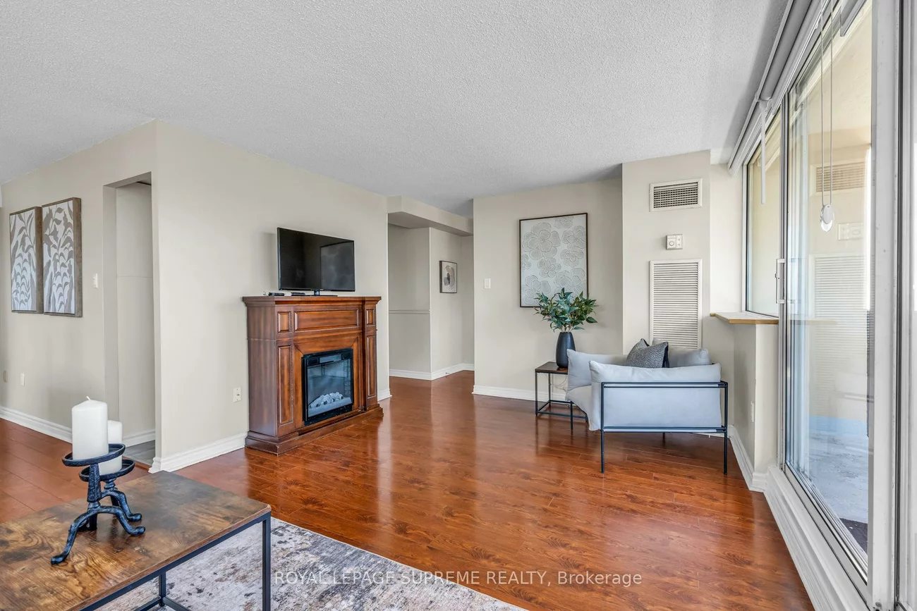 3590, Kaneff, Mississauga Valleys, Mississauga