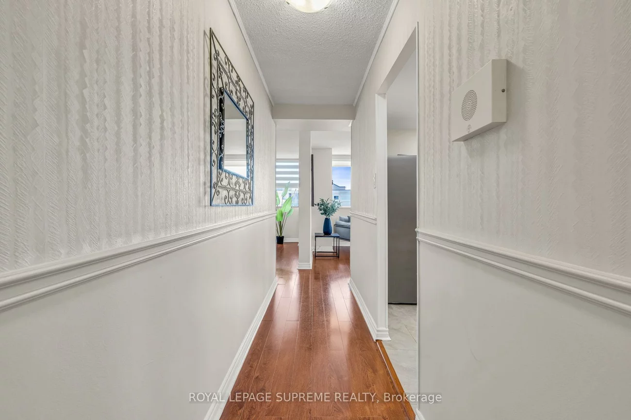 3590, Kaneff, Mississauga Valleys, Mississauga