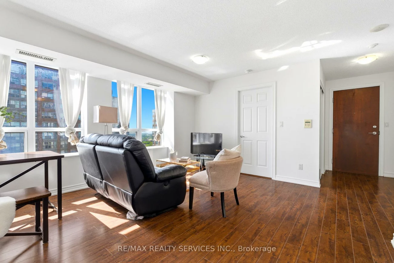 310, Burnhamthorpe, City Centre, Mississauga