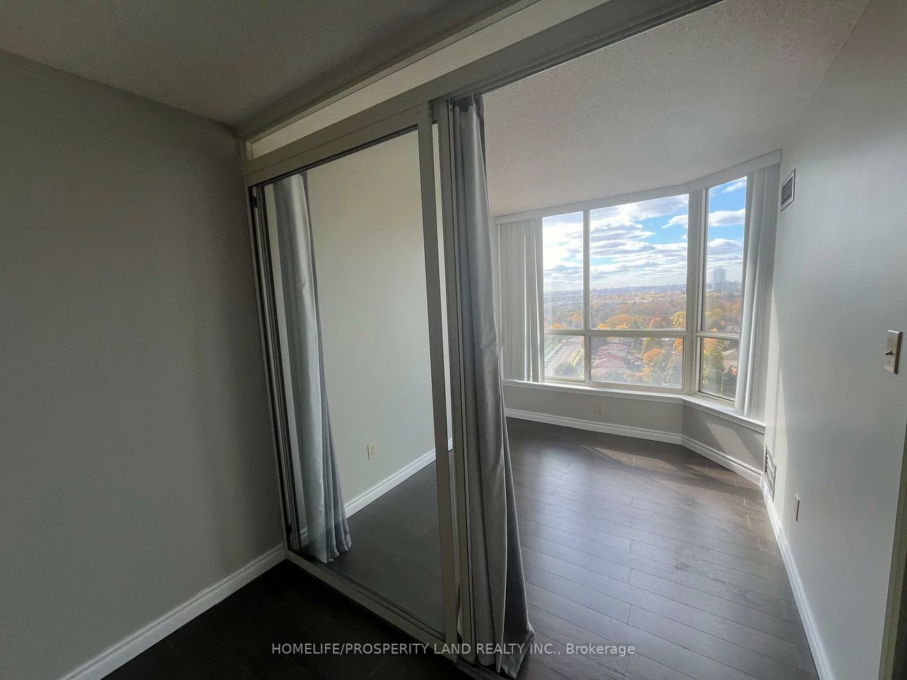 55, Elm, City Centre, Mississauga