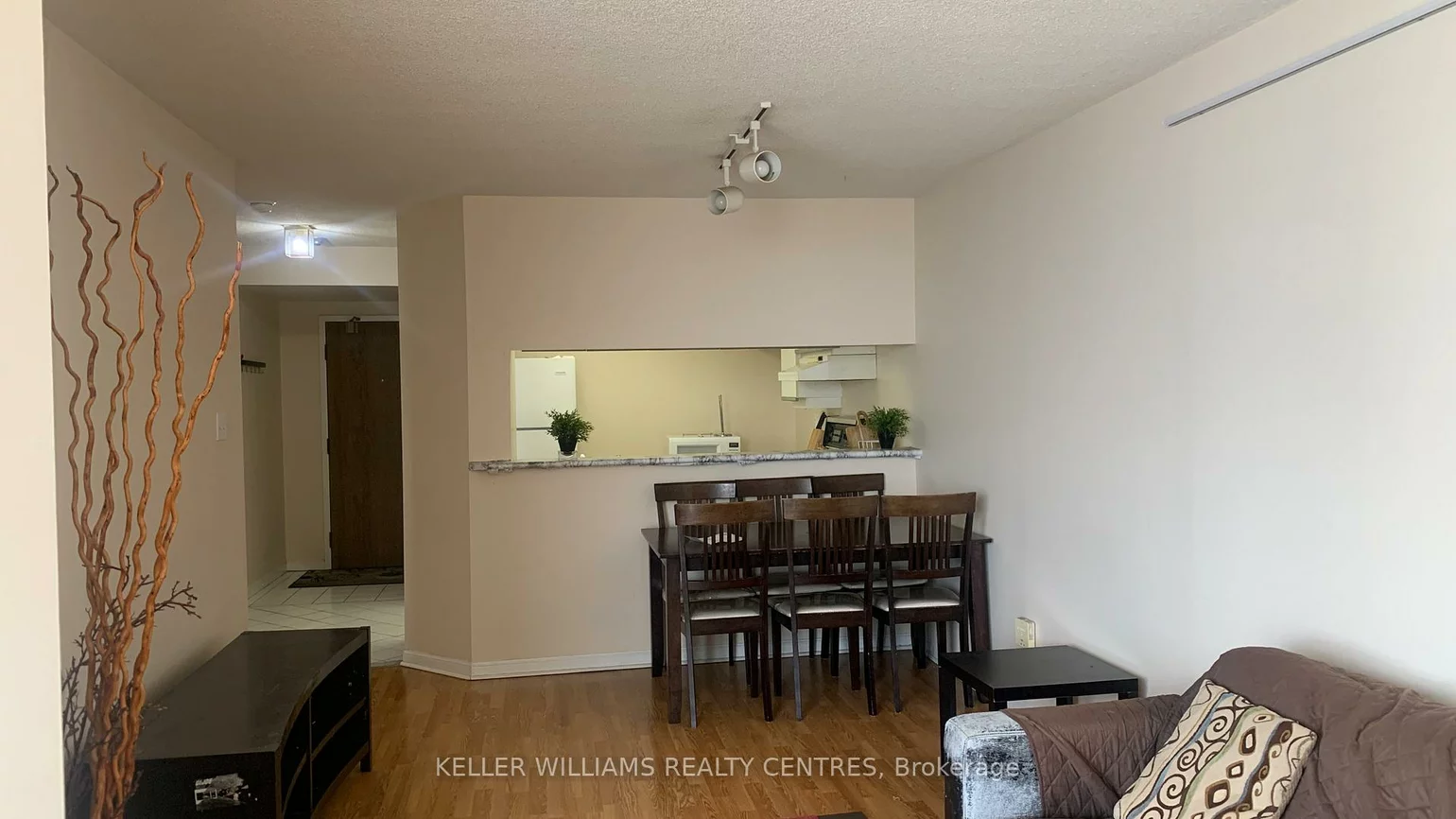 550, Webb, City Centre, Mississauga