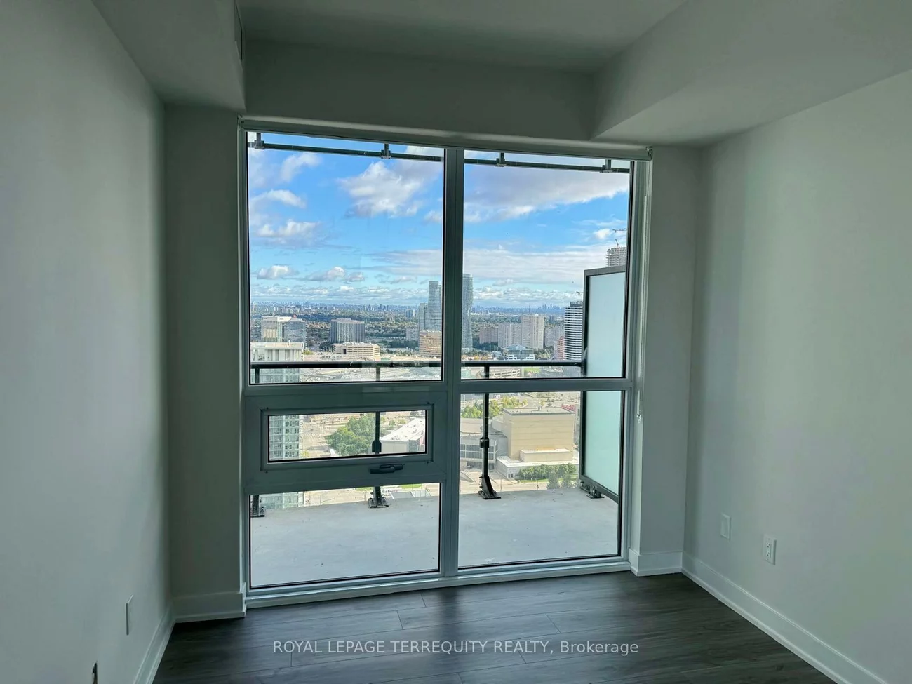 4130, Parkside Village, Creditview, Mississauga