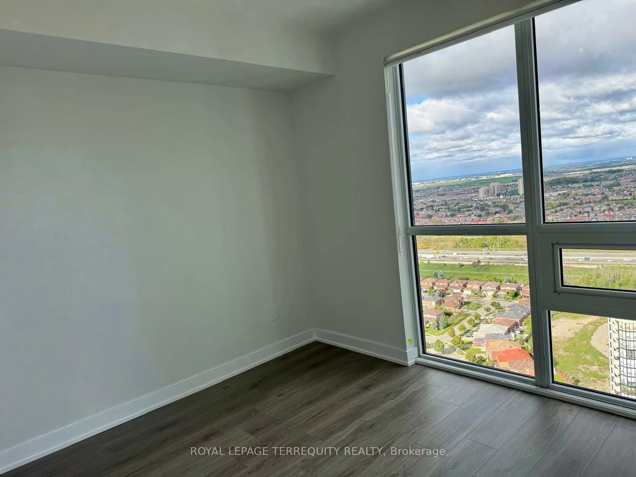 4130, Parkside Village, Creditview, Mississauga