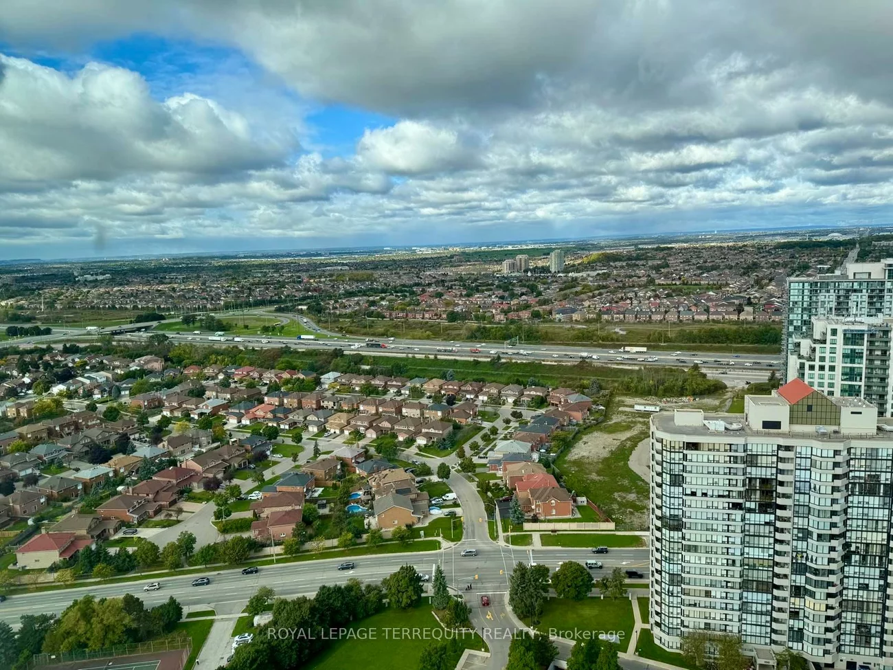 4130, Parkside Village, Creditview, Mississauga