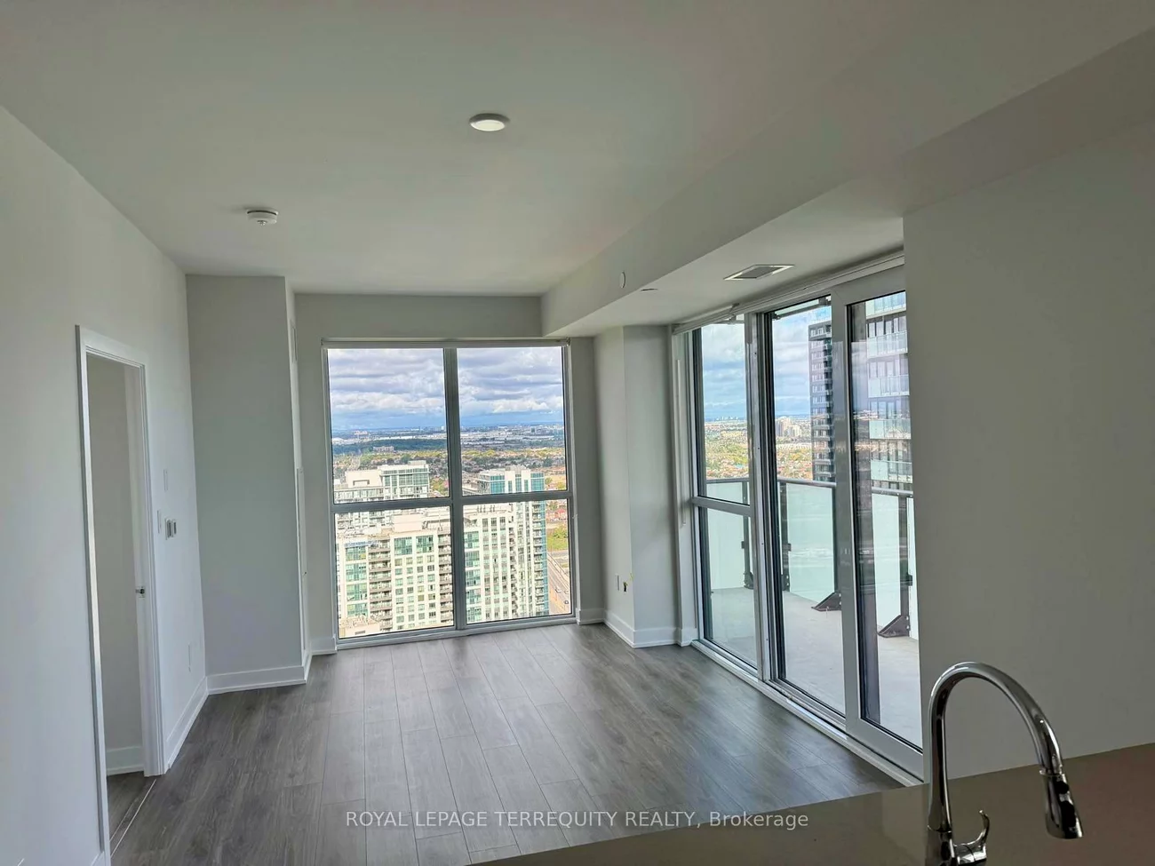 4130, Parkside Village, Creditview, Mississauga
