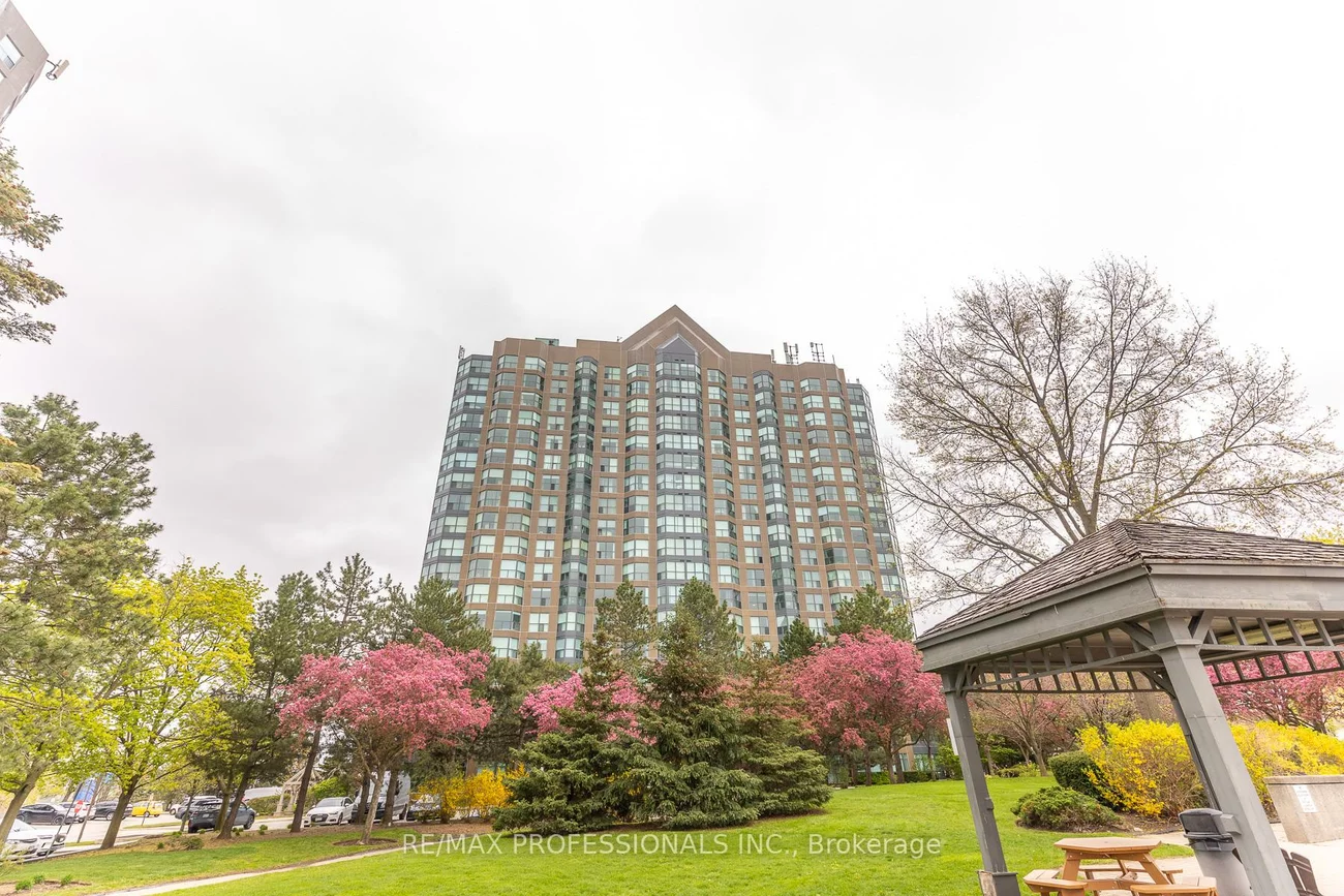 2177, Burnhamthorpe, Erin Mills, Mississauga