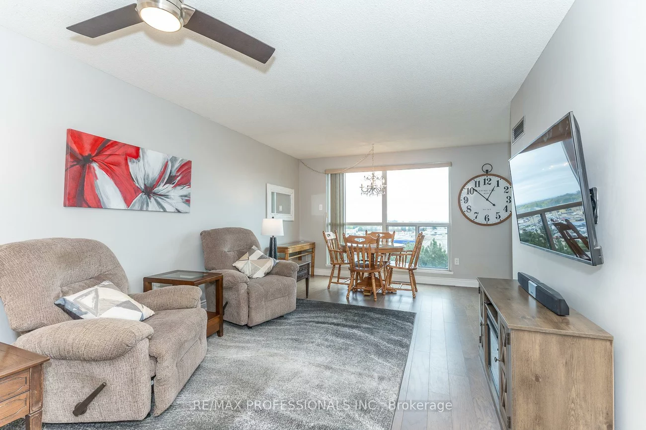2177, Burnhamthorpe, Erin Mills, Mississauga
