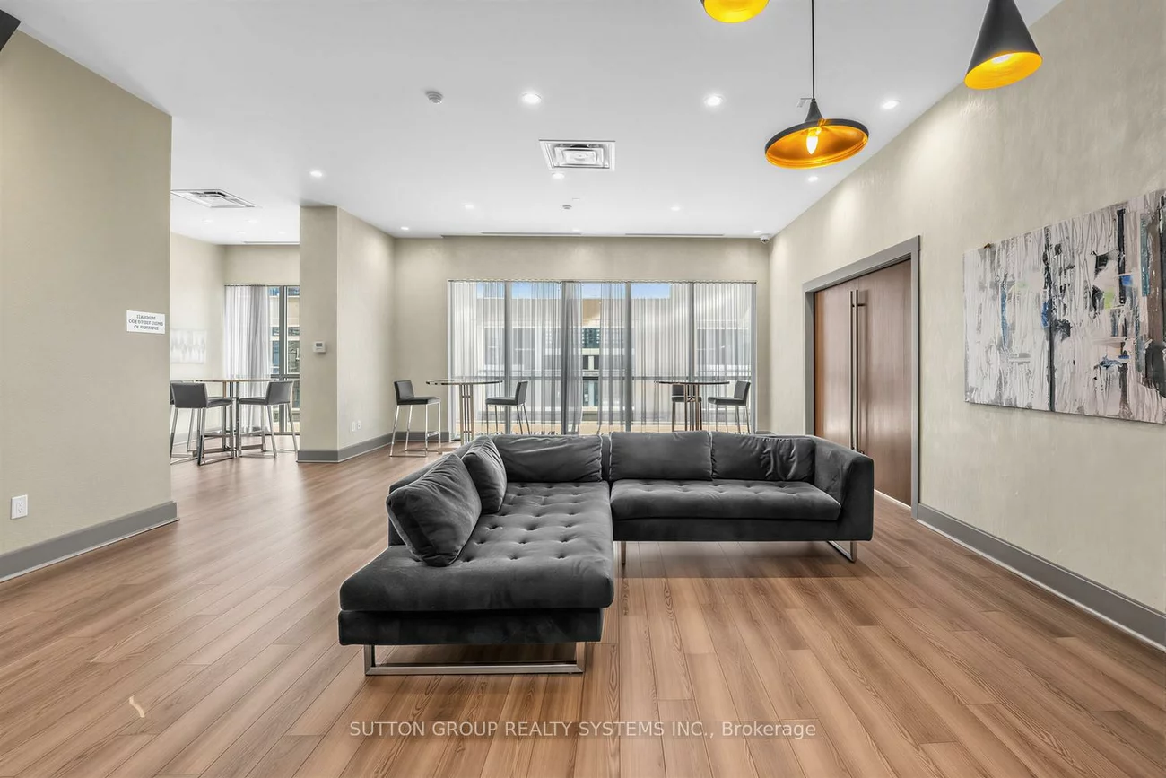 5025, Four Springs, Hurontario, Mississauga