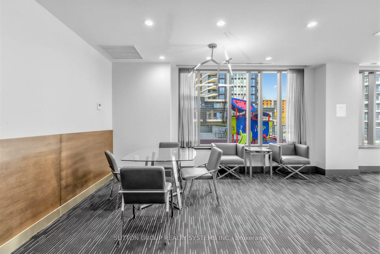 5025, Four Springs, Hurontario, Mississauga
