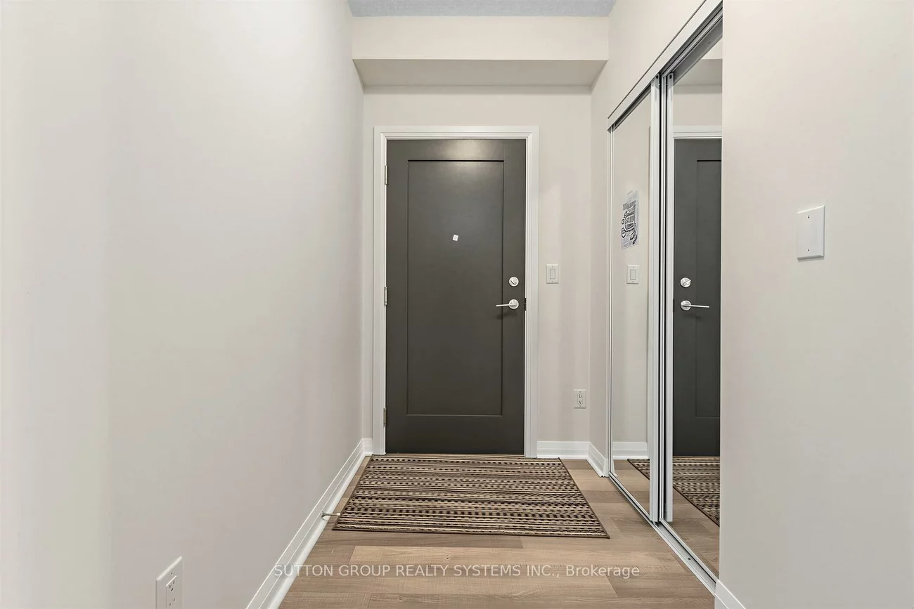 5025, Four Springs, Hurontario, Mississauga