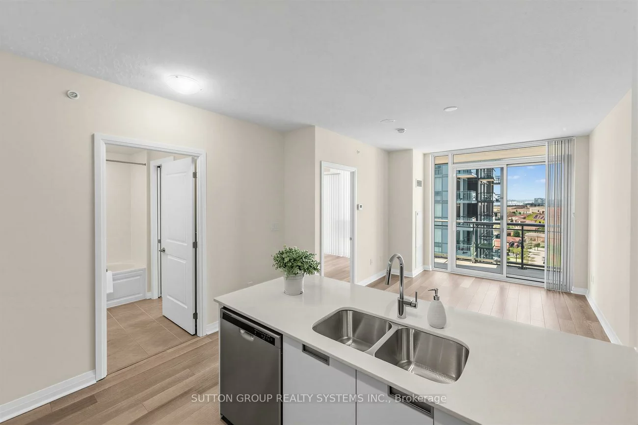 5025, Four Springs, Hurontario, Mississauga