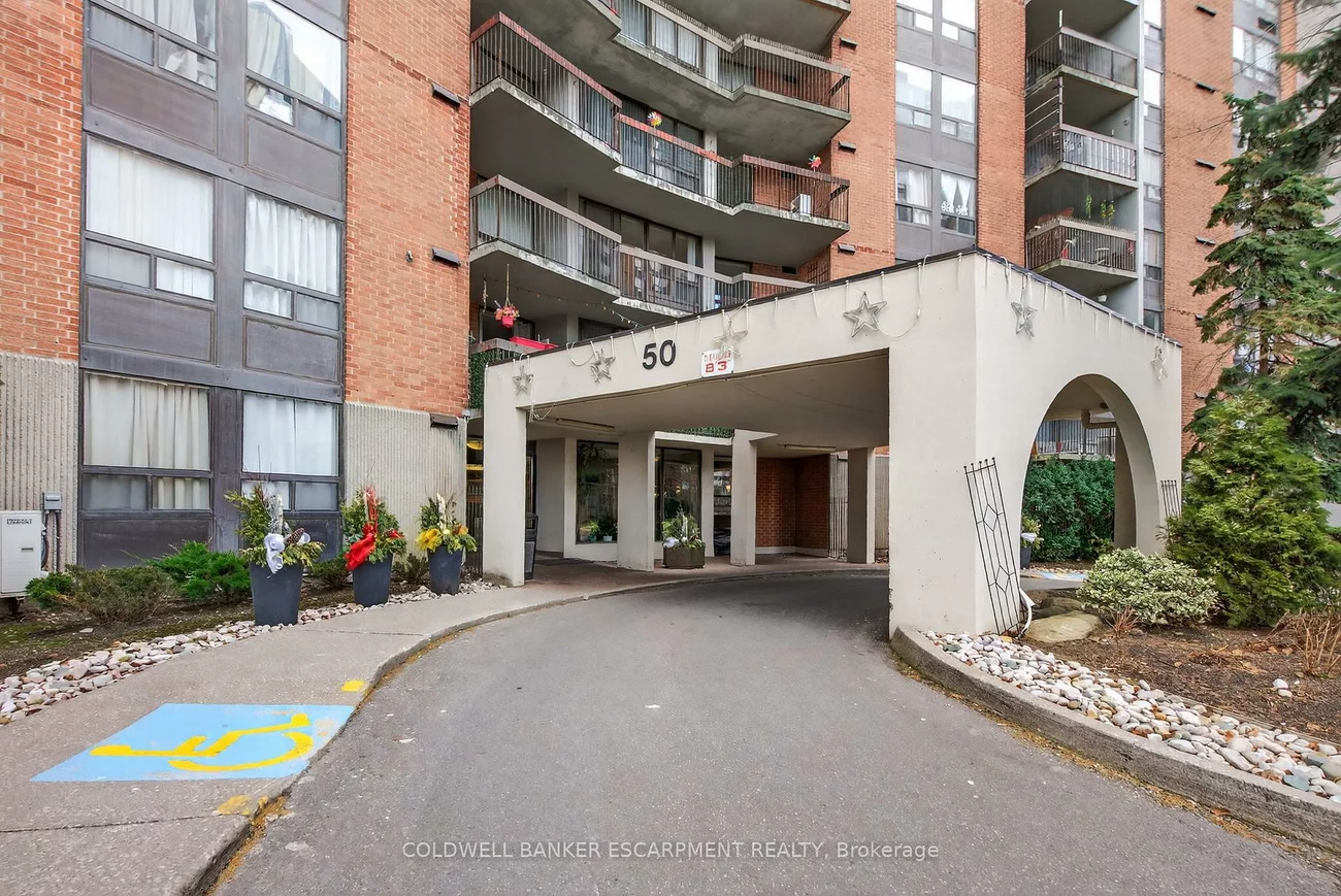 50, Mississauga Valley, Mississauga Valleys, Mississauga