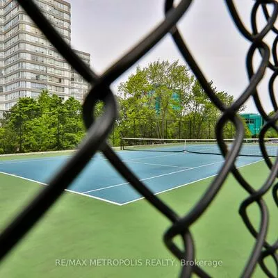 4470, Tucana, Hurontario, Mississauga