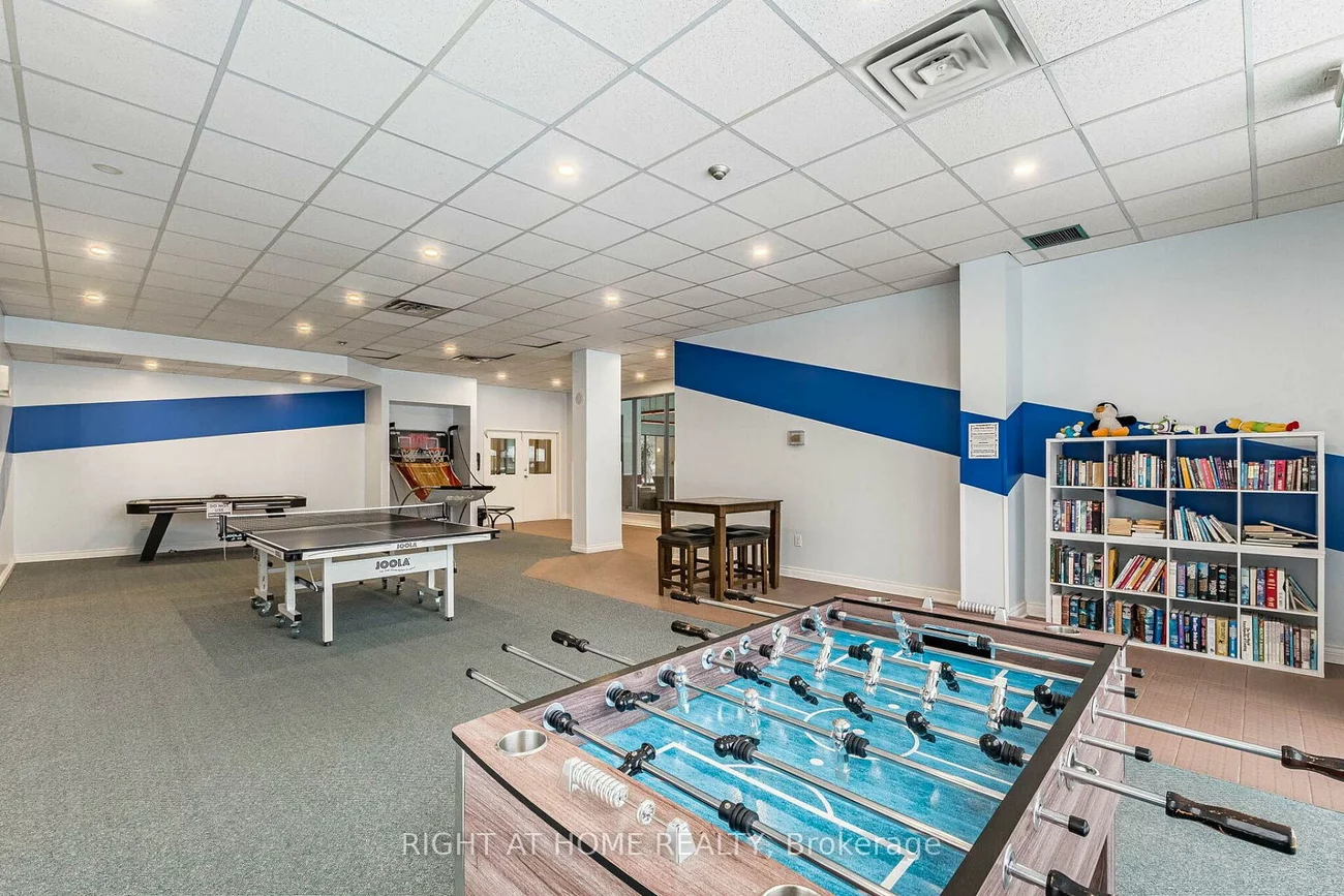 250, Webb, City Centre, Mississauga
