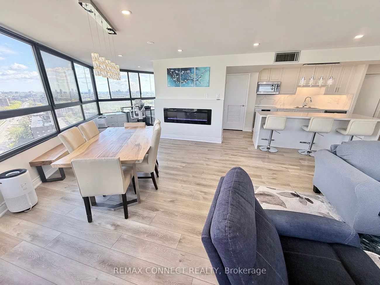 1300, Bloor, Applewood, Mississauga