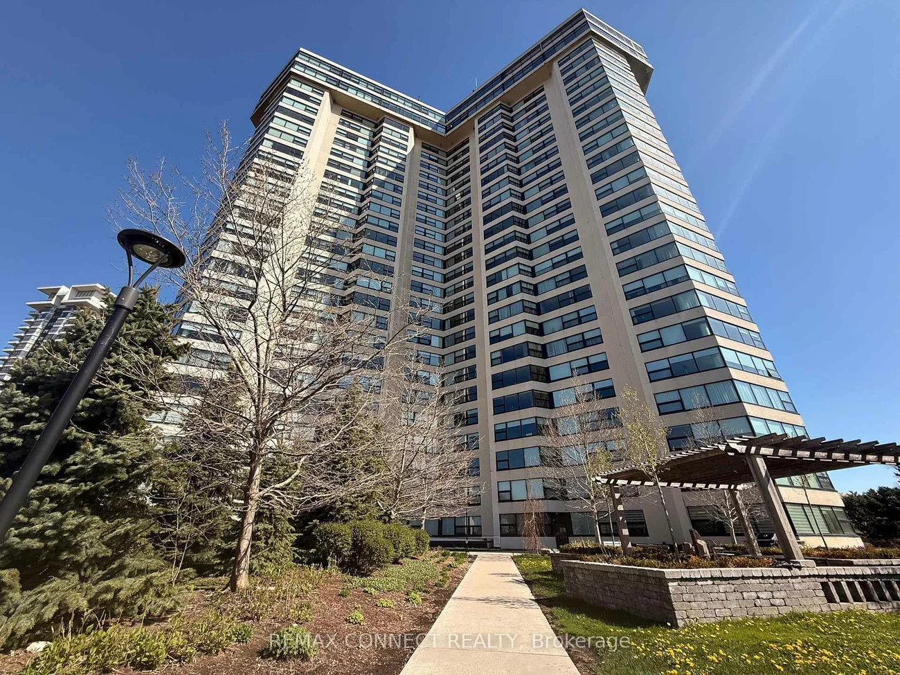 1300, Bloor, Applewood, Mississauga