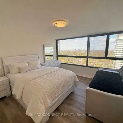 1300, Bloor, Applewood, Mississauga