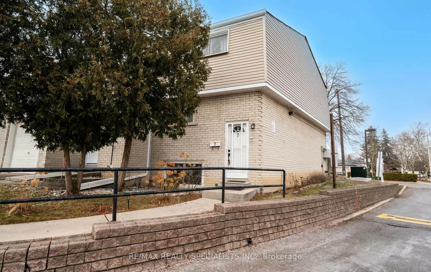 400, Mississauga Valley, Mississauga Valleys, Mississauga
