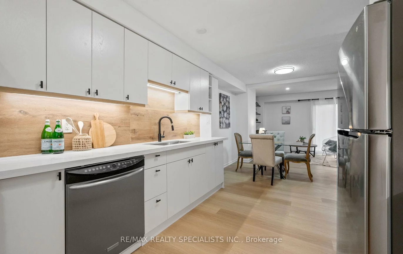 400, Mississauga Valley, Mississauga Valleys, Mississauga