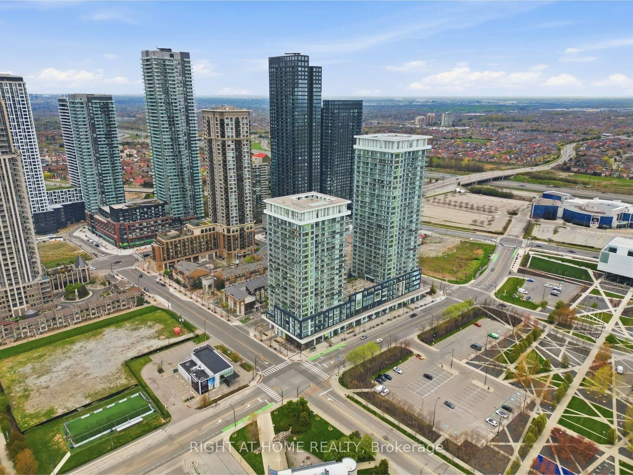 365, Prince Of Wales, City Centre, Mississauga