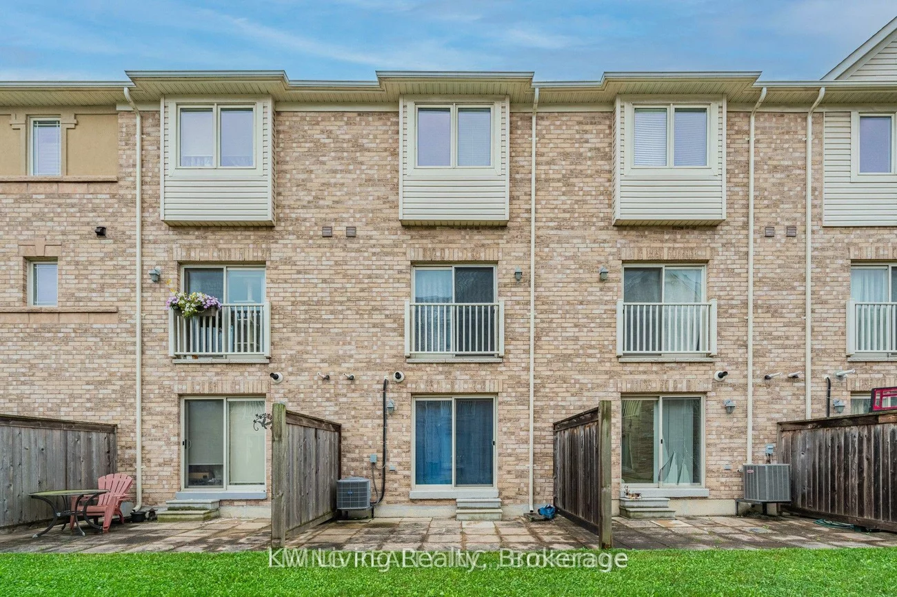6625, Falconer, Streetsville, Mississauga