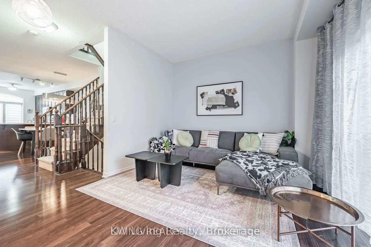6625, Falconer, Streetsville, Mississauga