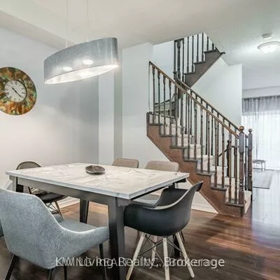 6625, Falconer, Streetsville, Mississauga