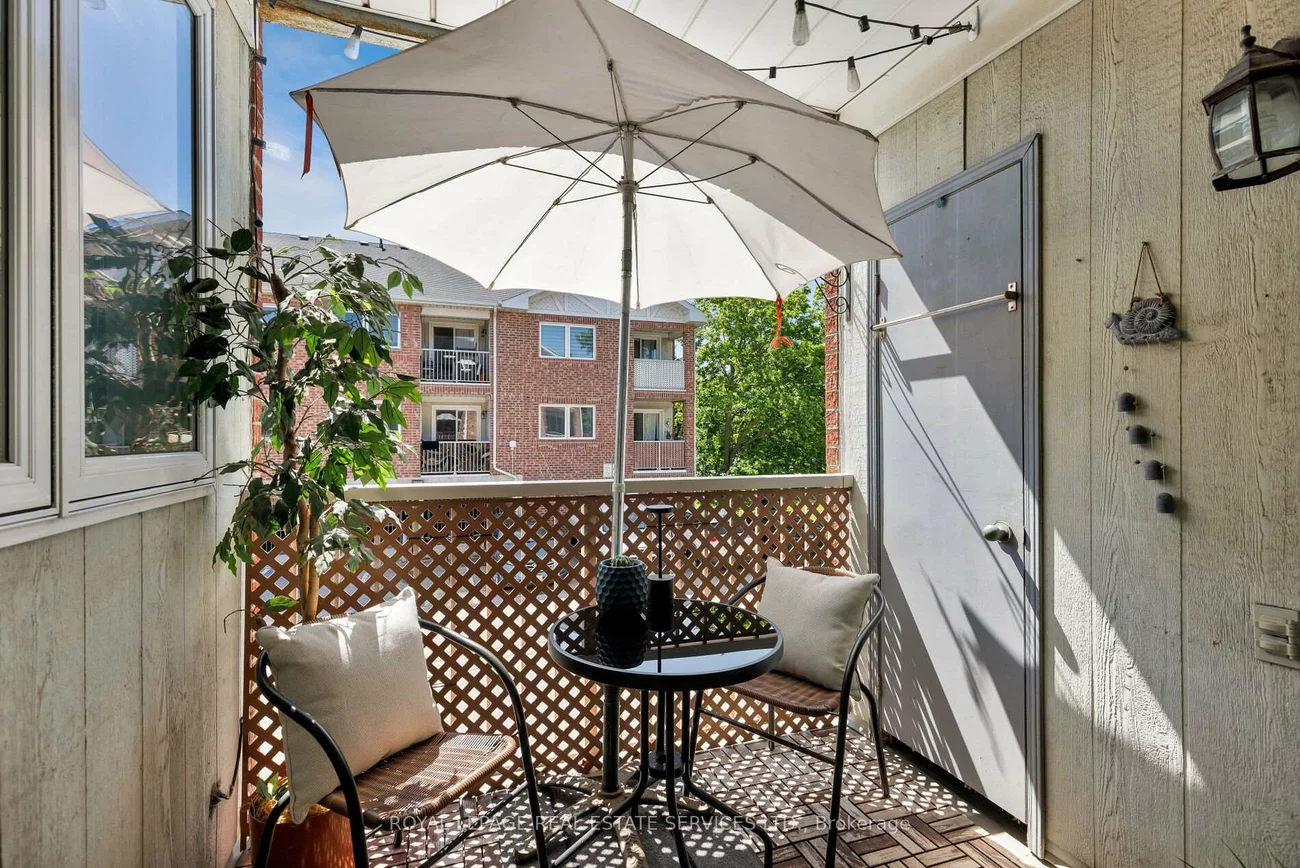 75, Bristol, Hurontario, Mississauga
