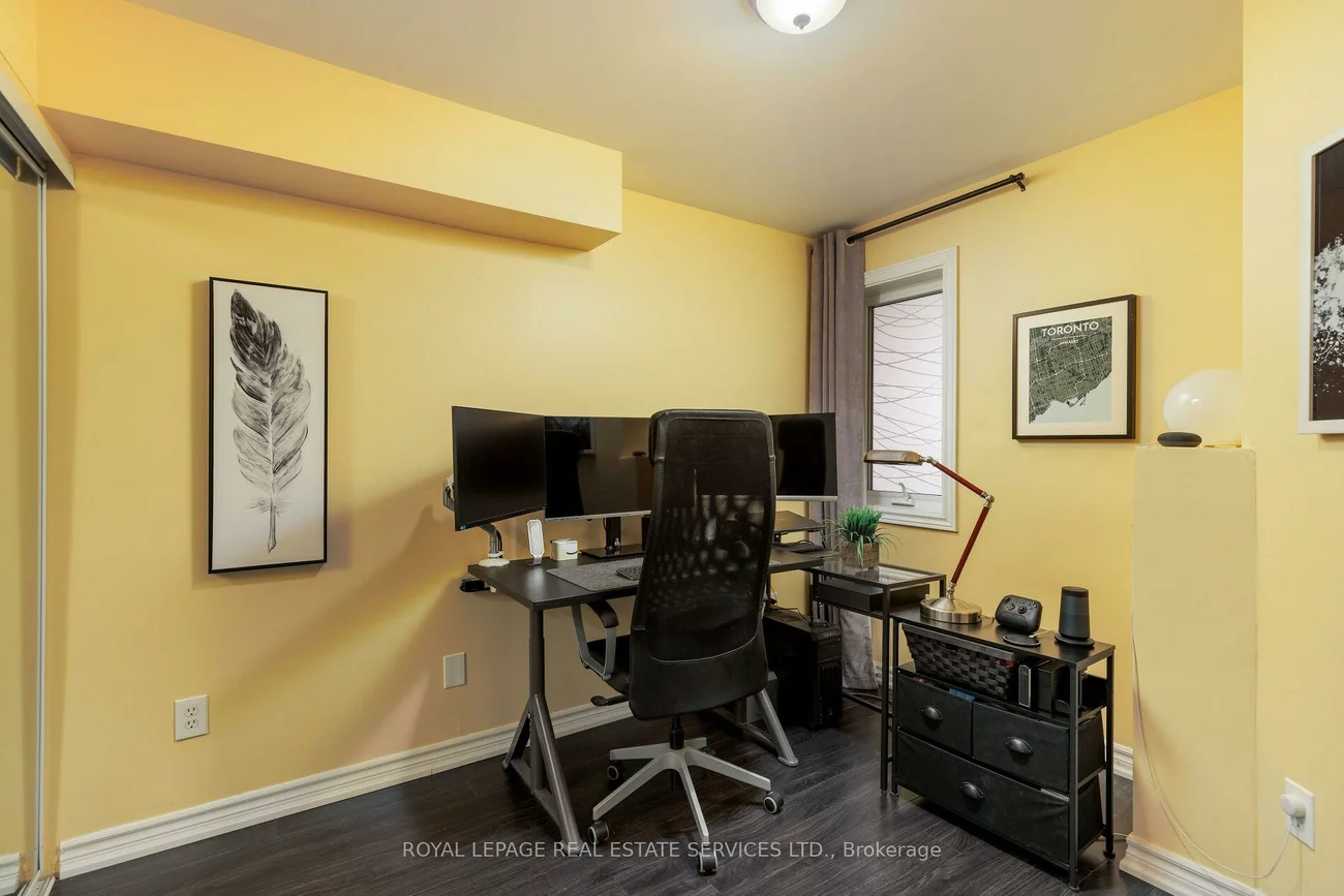 75, Bristol, Hurontario, Mississauga