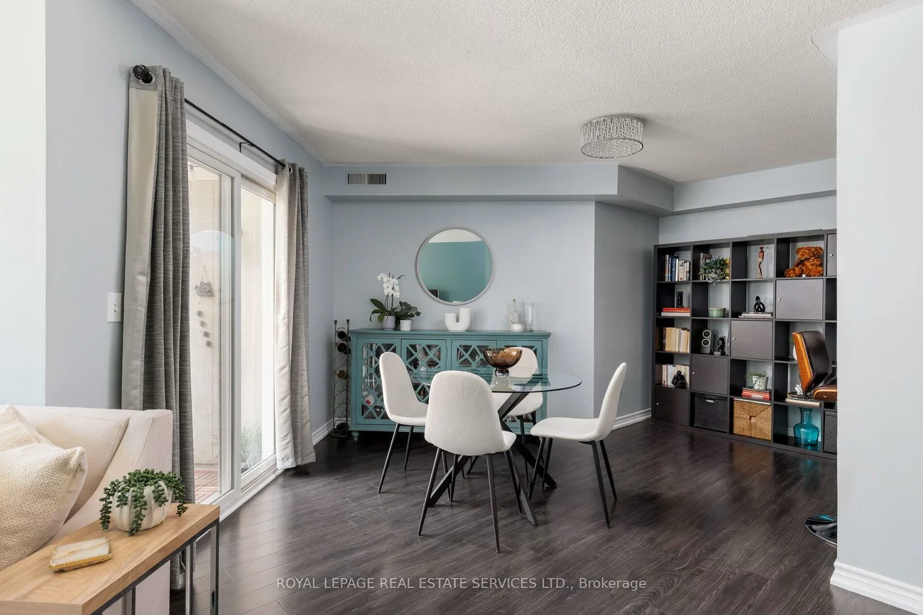 75, Bristol, Hurontario, Mississauga
