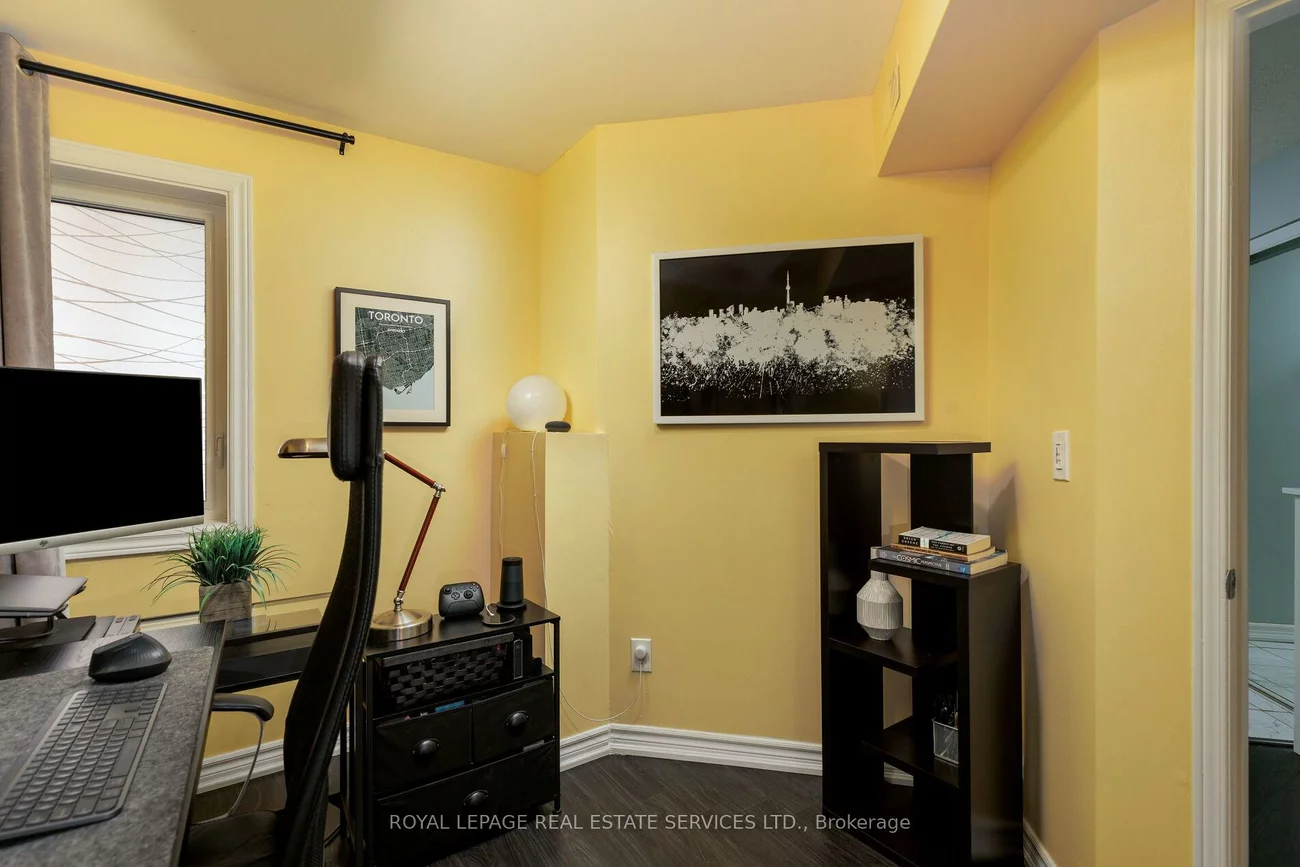 75, Bristol, Hurontario, Mississauga