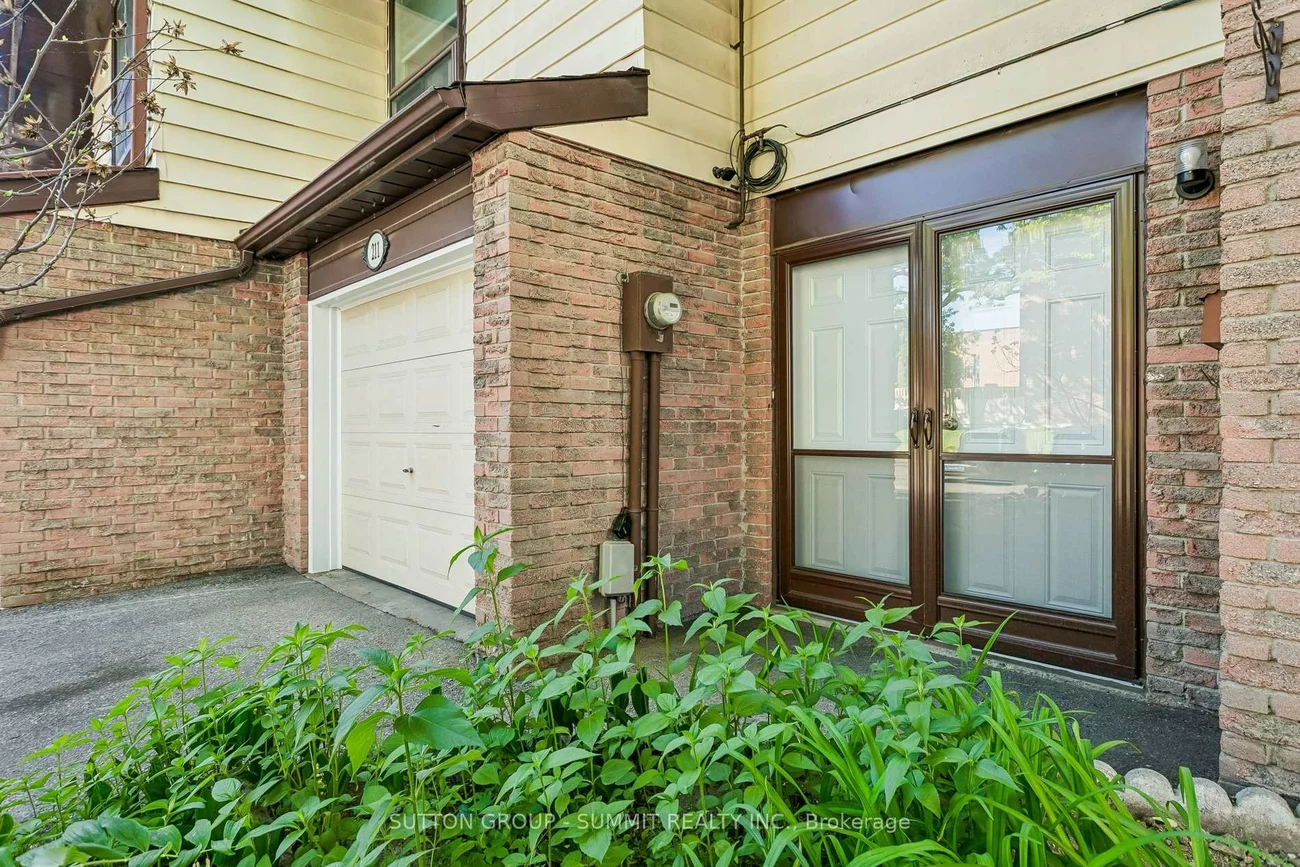 180, MISSISSAUGA VALLEY, Mississauga Valleys, Mississauga