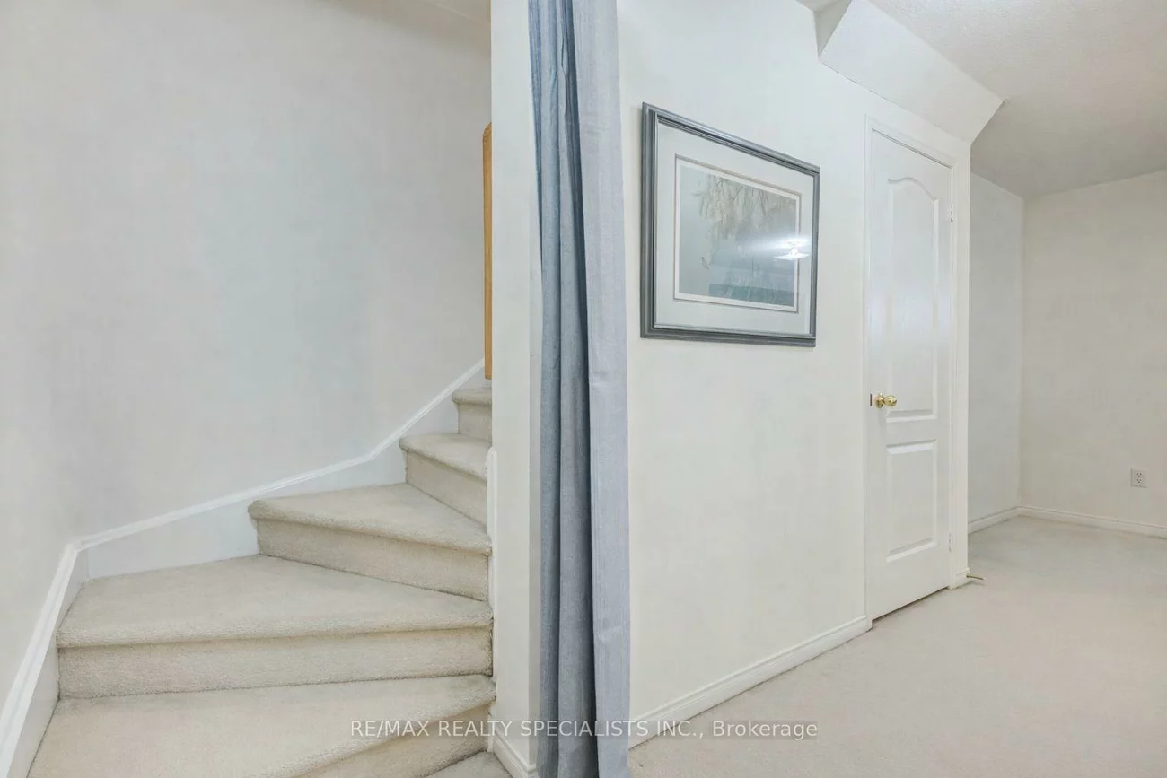 3975, Eglinton, Churchill Meadows, Mississauga