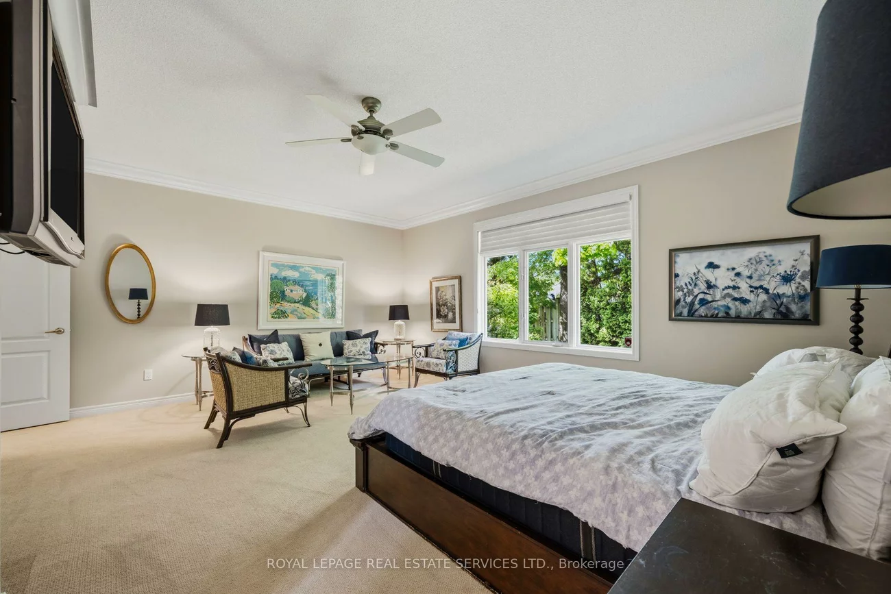 2130, Dickson, Cooksville, Mississauga