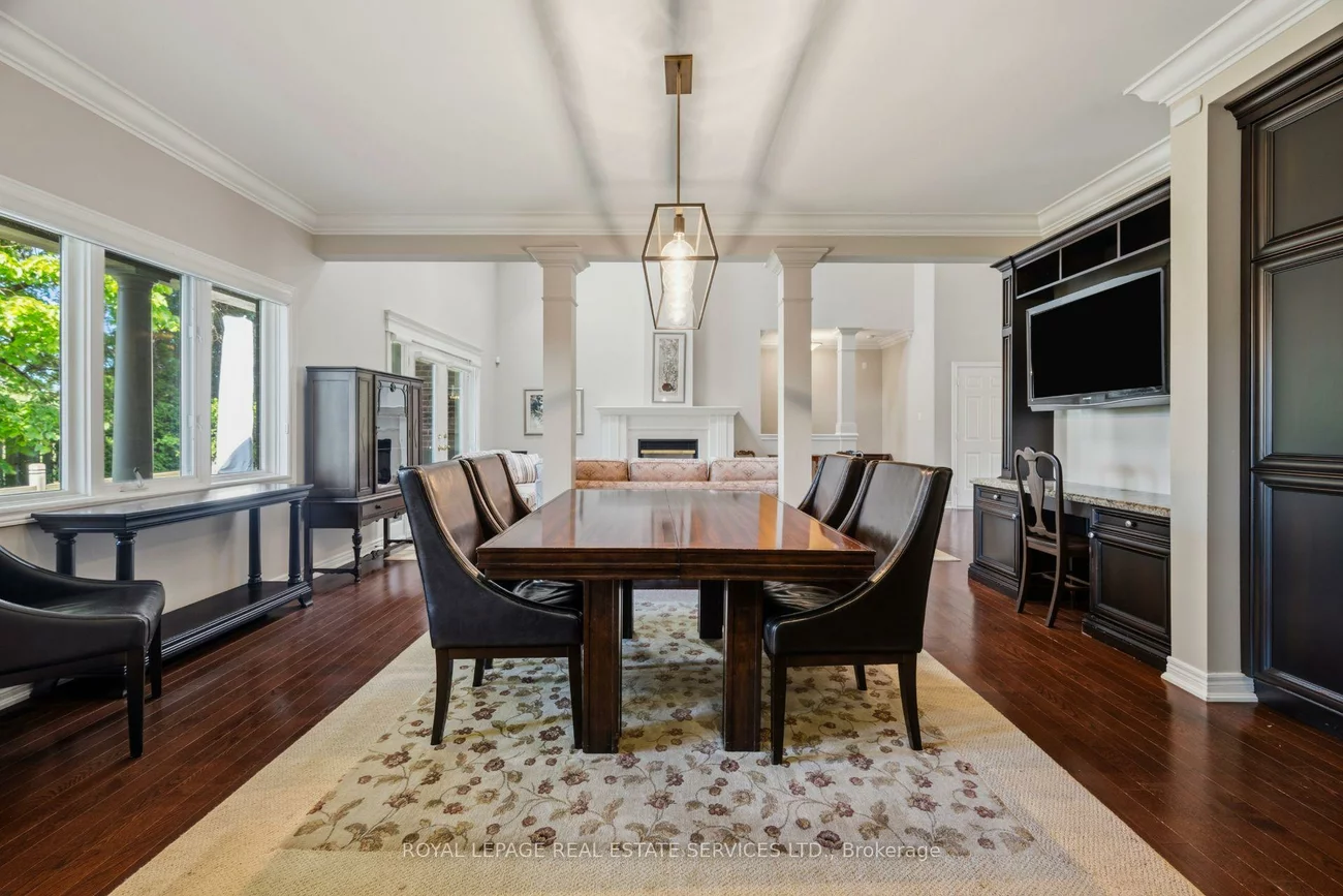 2130, Dickson, Cooksville, Mississauga