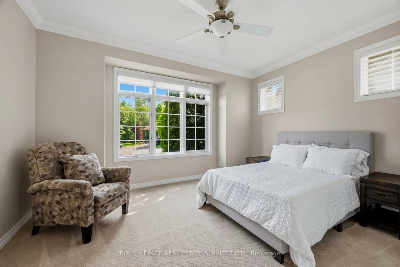 2130, Dickson, Cooksville, Mississauga