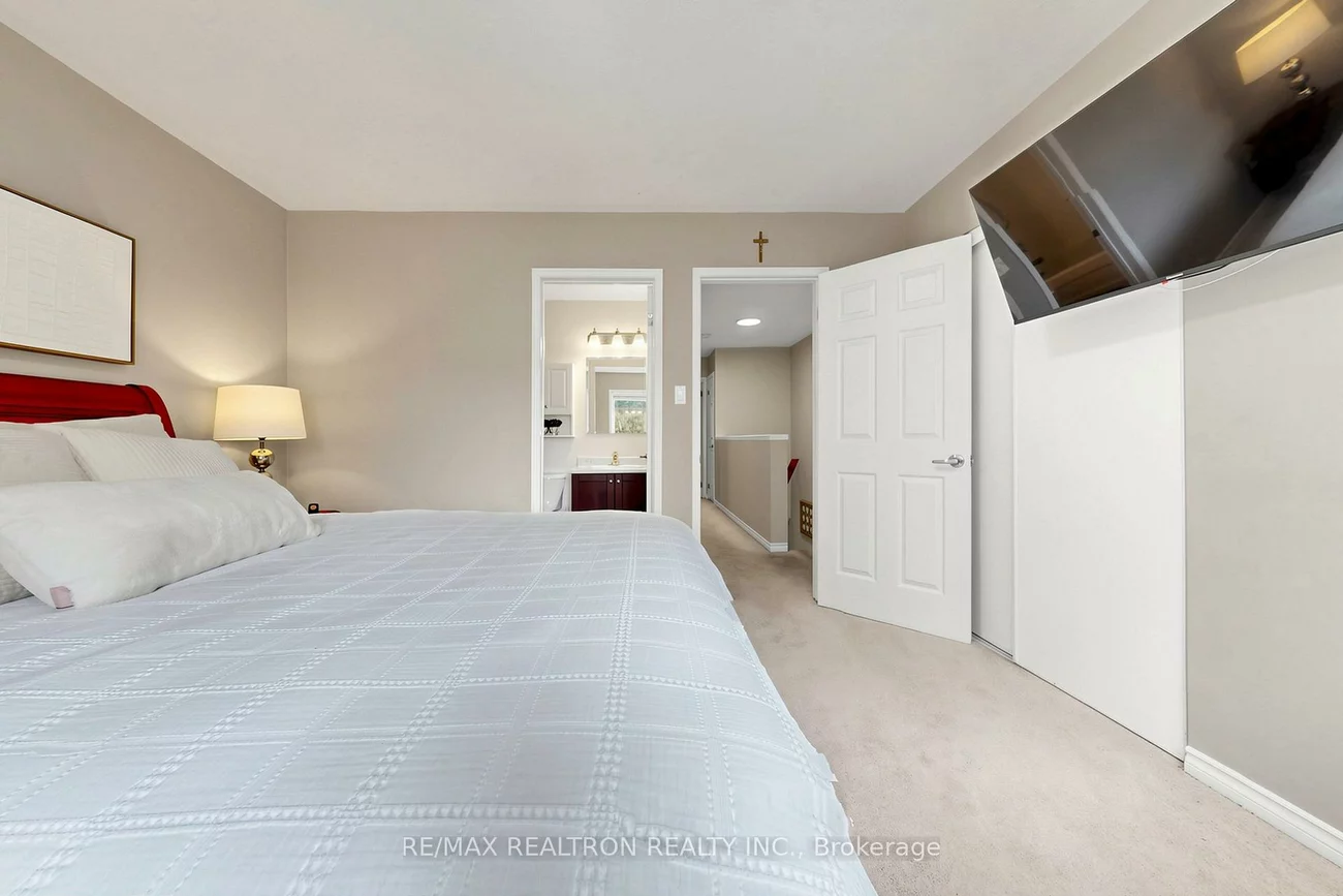 4600, Kimbermount, Central Erin Mills, Mississauga