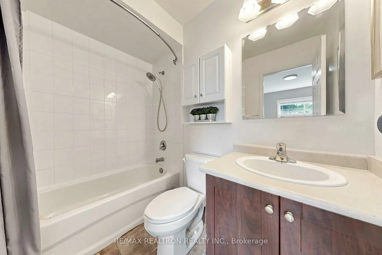 4600, Kimbermount, Central Erin Mills, Mississauga