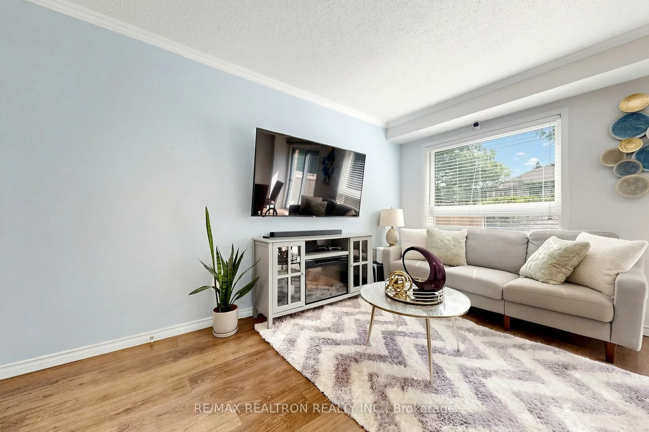 4600, Kimbermount, Central Erin Mills, Mississauga