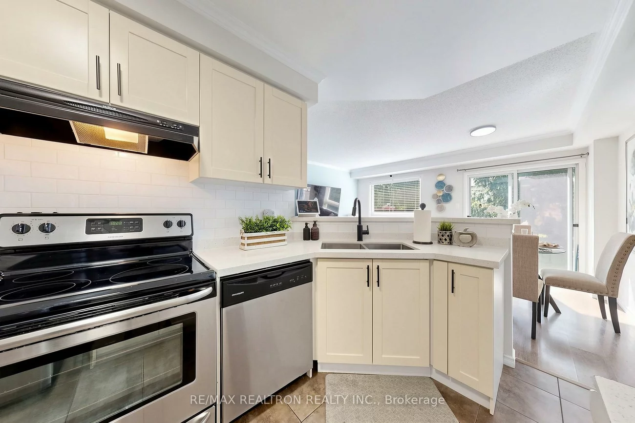 4600, Kimbermount, Central Erin Mills, Mississauga