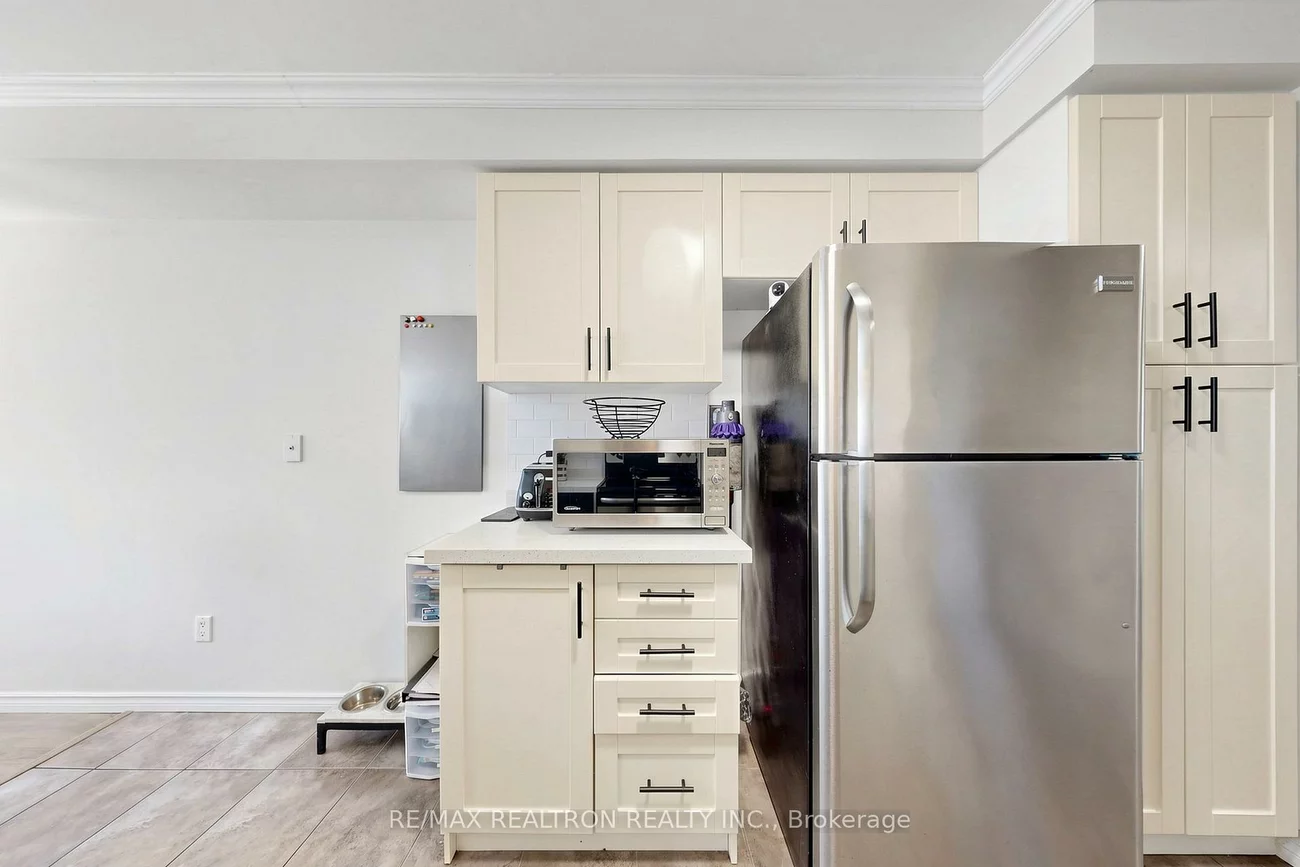4600, Kimbermount, Central Erin Mills, Mississauga