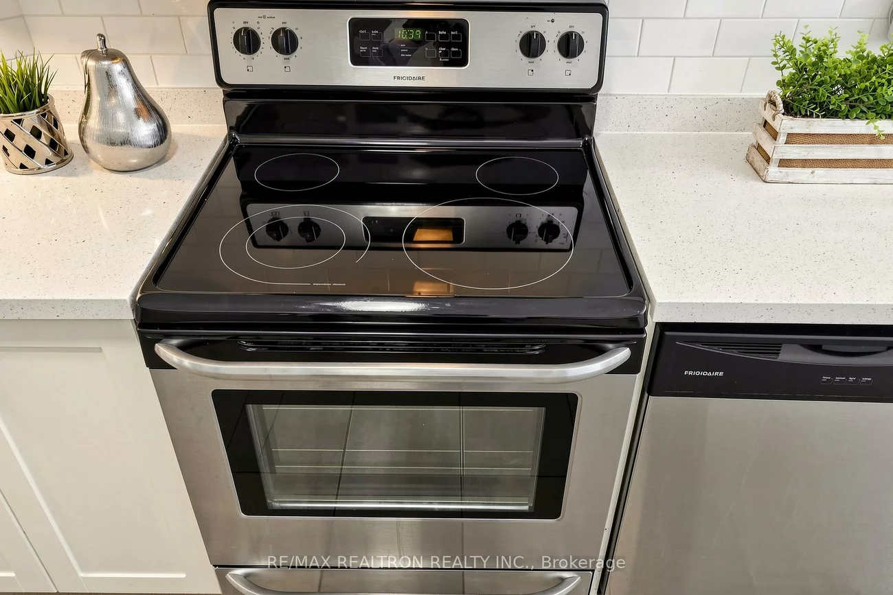 4600, Kimbermount, Central Erin Mills, Mississauga