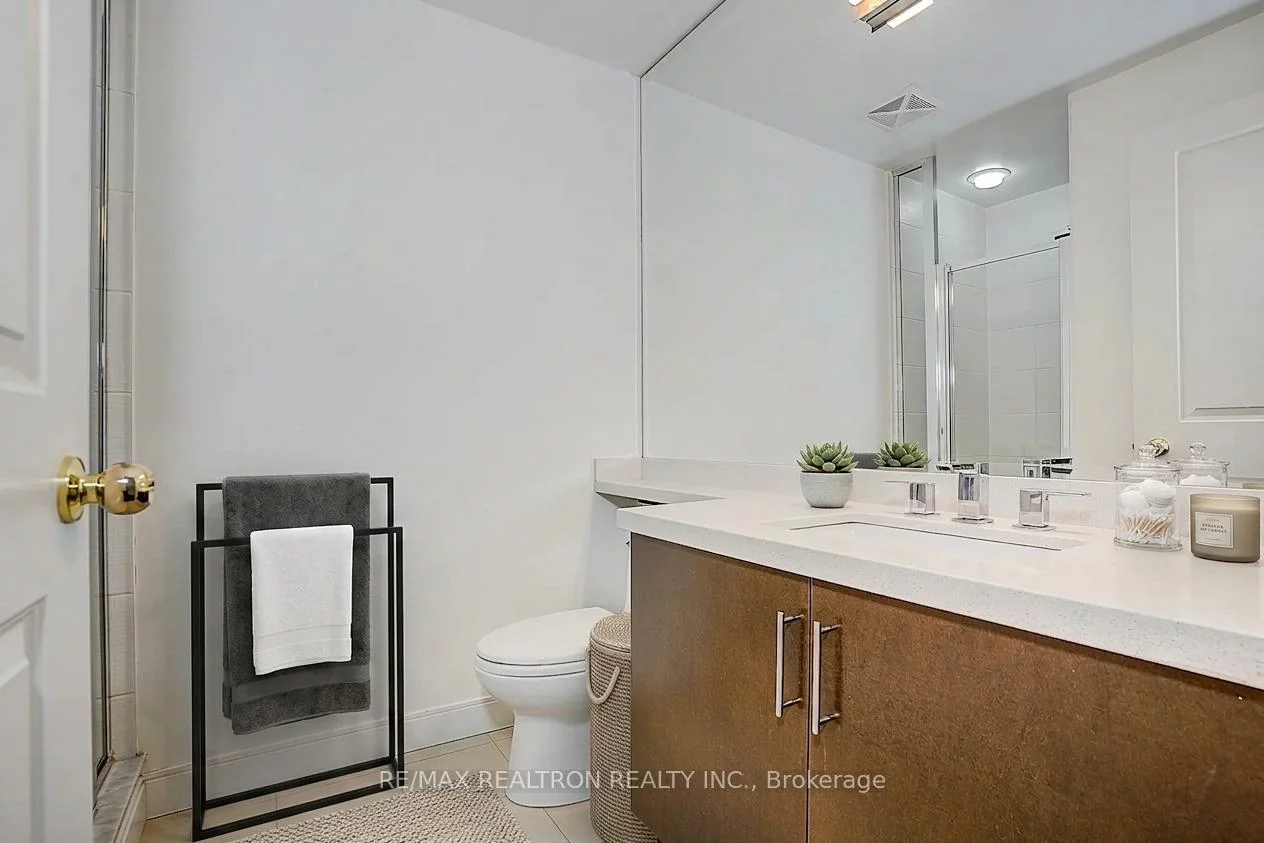 60, Absolute, City Centre, Mississauga